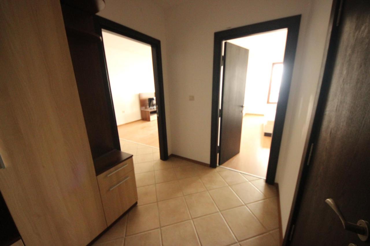 Menada Rocamar Apartments Tsarevo Eksteriør bilde