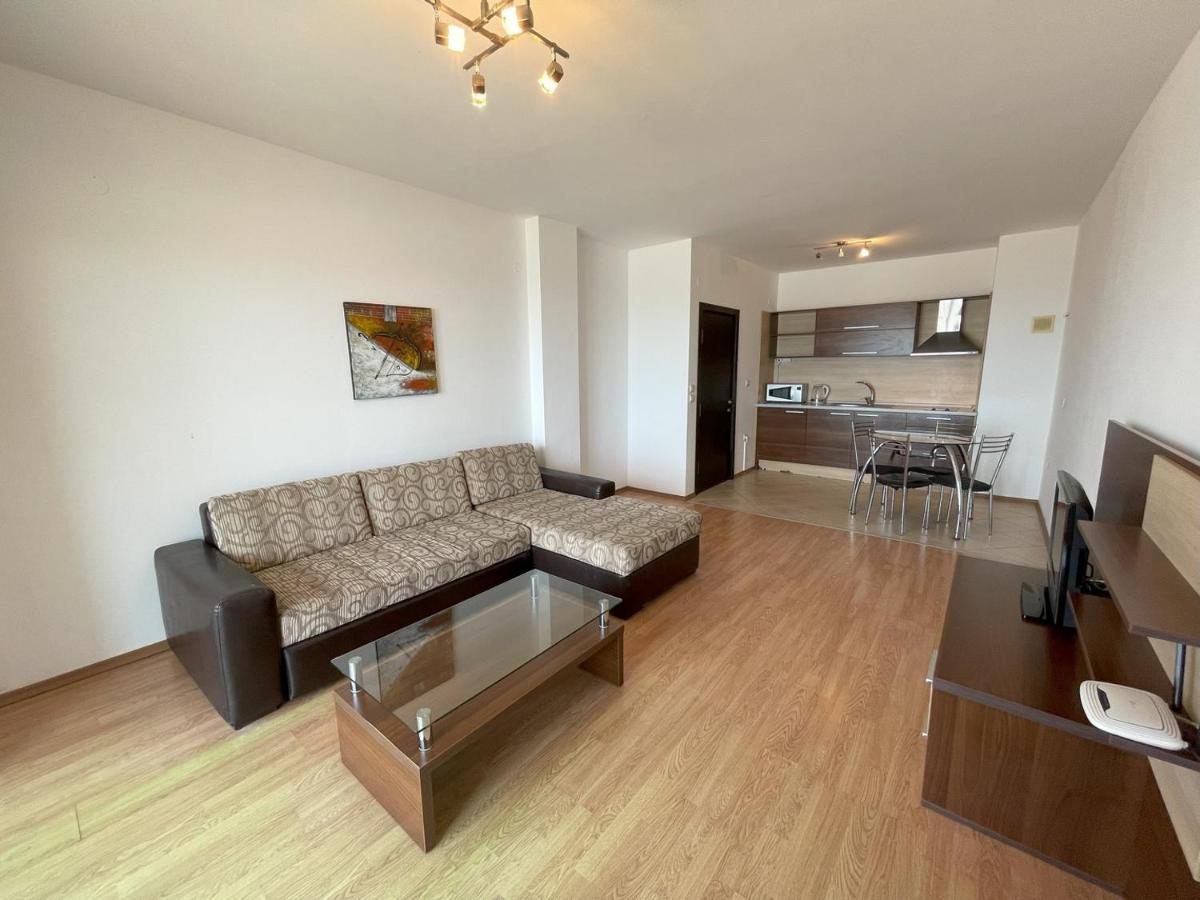 Menada Rocamar Apartments Tsarevo Eksteriør bilde