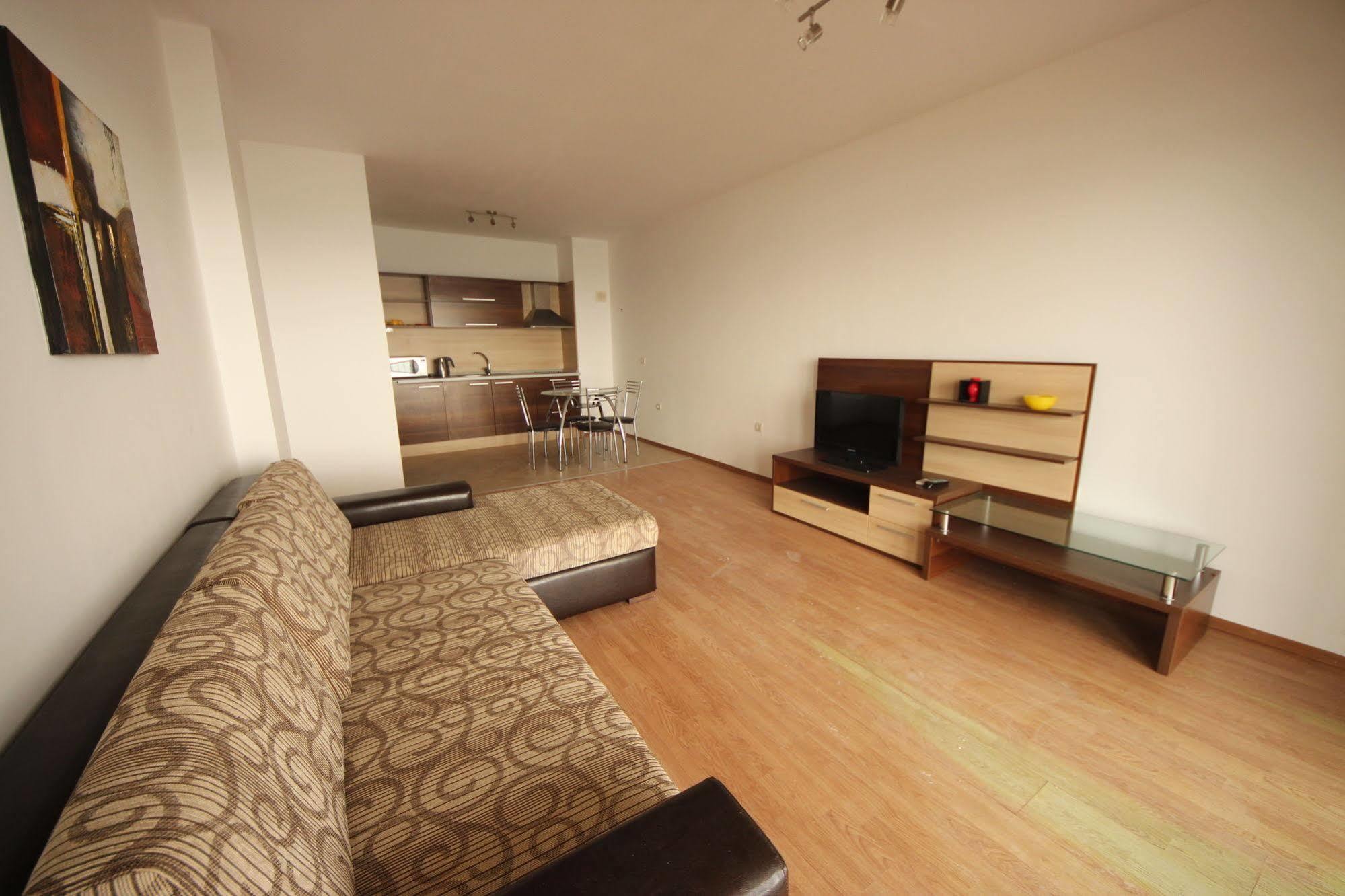 Menada Rocamar Apartments Tsarevo Eksteriør bilde