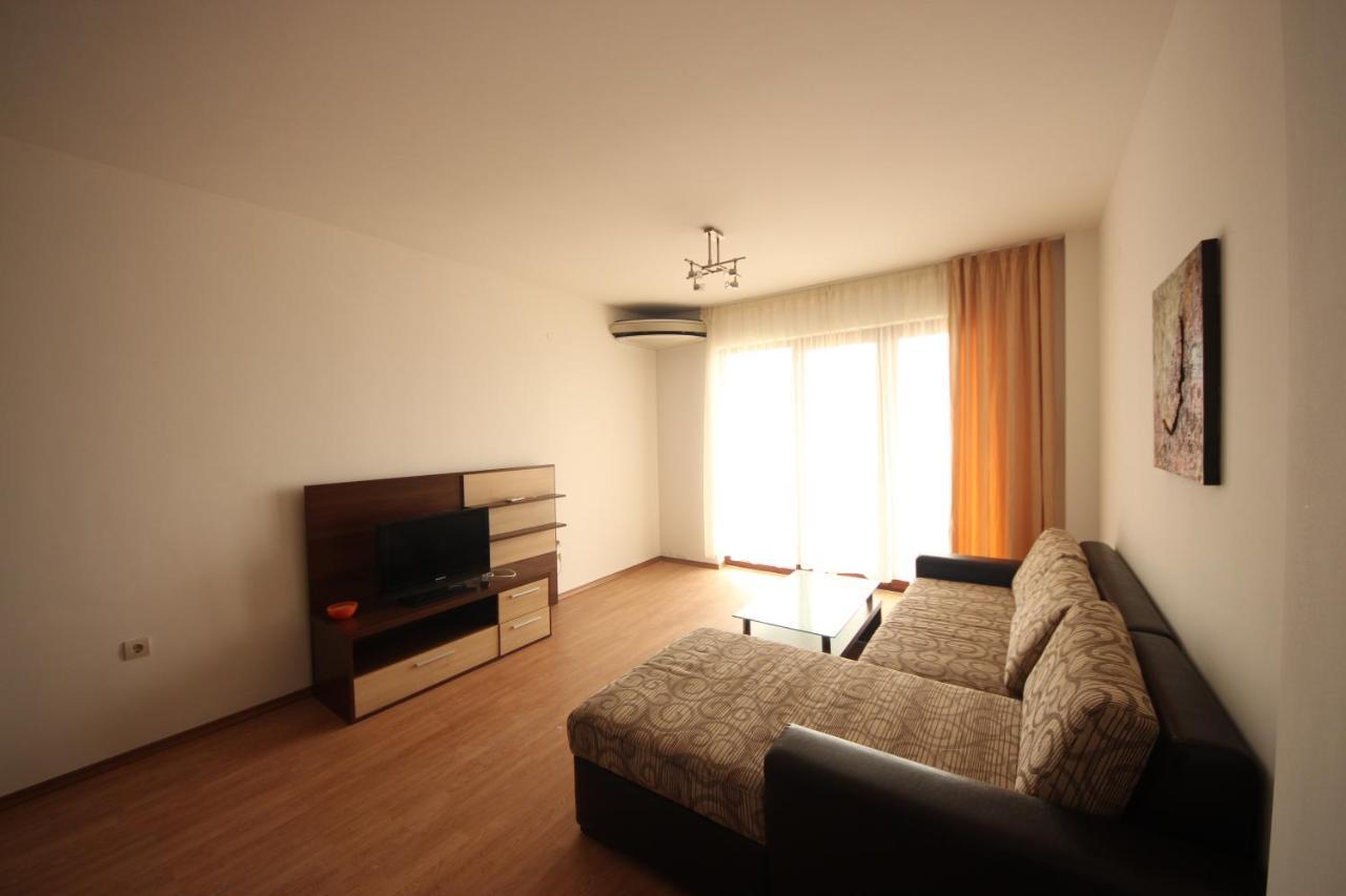 Menada Rocamar Apartments Tsarevo Eksteriør bilde
